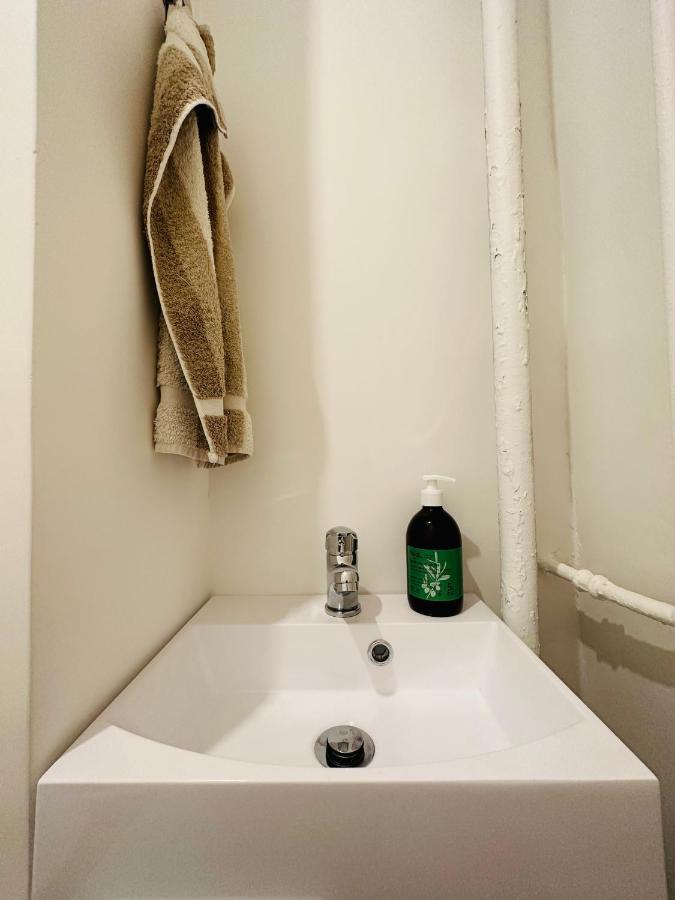 The Nice - 3 Rooms, 3Air Cond, 3Tv, 3Fans, 2 Wc, Wifi Everywhere 5Min Aeroport, Train, Beach, 1Min Tram, 15 Min Centre, Port, Parking Possible Kültér fotó